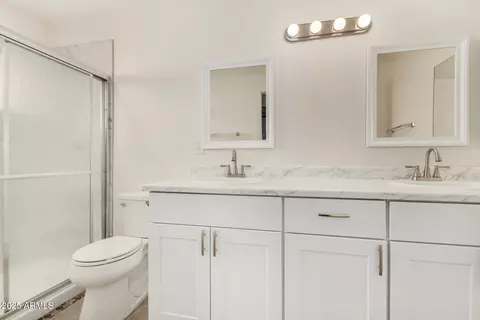 Bath - 2702 E Cathedral Rock Dr, Phoenix, AZ 85048 photo 1 of 2