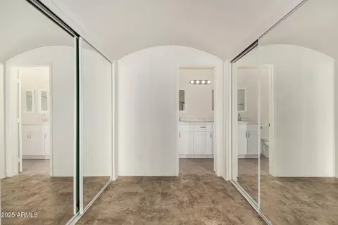 Entry Way - 2702 E Cathedral Rock Dr, Phoenix, AZ 85048 photo 2 of 2