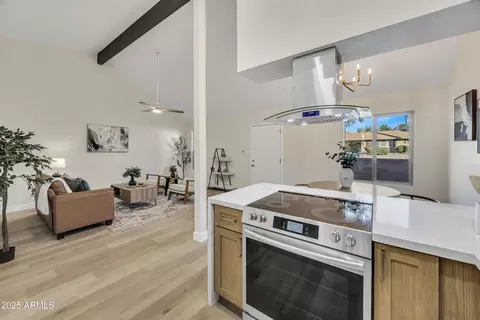 Kitchen - 1180 E Belmont Ave, Phoenix, AZ 85020 photo 5 of 5