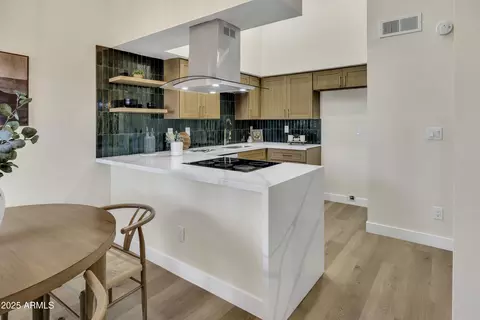 Kitchen - 1180 E Belmont Ave, Phoenix, AZ 85020 photo 2 of 5