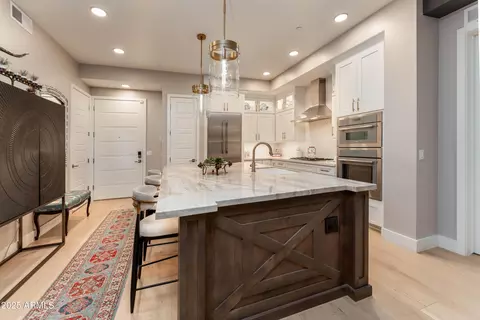 Kitchen - 5250 E Deer Valley Dr #304, Phoenix, AZ 85054 photo 4 of 5