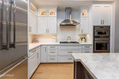 Kitchen - 5250 E Deer Valley Dr #304, Phoenix, AZ 85054 photo 3 of 5