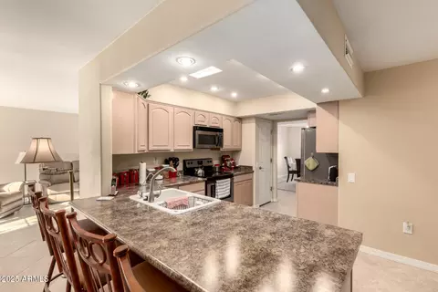 18010 N 135th Dr, Sun City West, AZ 85375