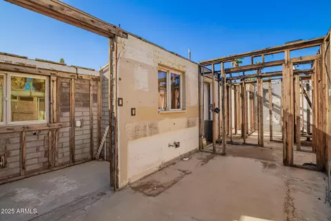Entry Way - 5416 E Akron St, Mesa, AZ 85205 photo 1 of 3