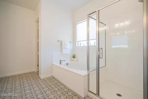 Bath - 11228 E Unity Ave, Mesa, AZ 85212 photo 2 of 3