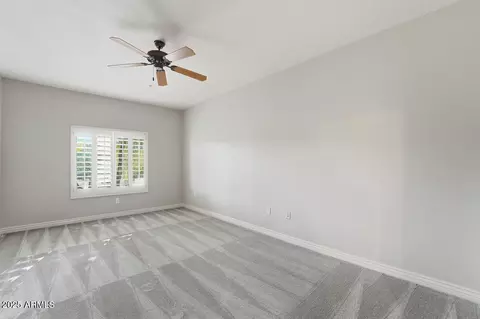 Bedroom - 5450 E Deer Valley Dr #2024, Phoenix, AZ 85054 photo 1 of 4