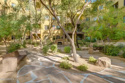 Exterior - 5450 E Deer Valley Dr #2024, Phoenix, AZ 85054 photo 4 of 8