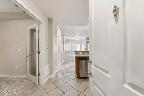 5450 E Deer Valley Dr #2024, Phoenix, AZ 85054