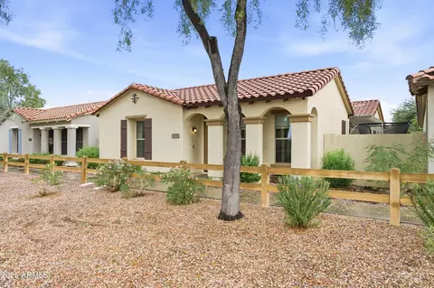 Exterior - 4495 E Woodside Way, Gilbert, AZ 85297 photo 4 of 23
