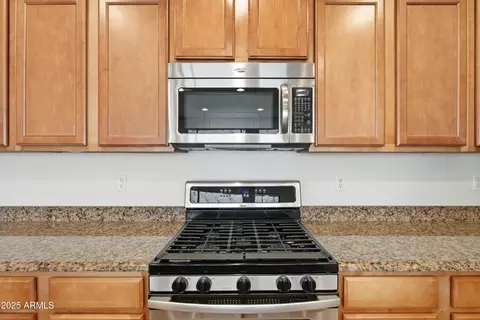 Kitchen - 4495 E Woodside Way, Gilbert, AZ 85297 photo 8 of 8