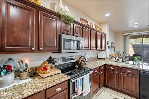 Kitchen - 5415 E Mckellips Rd #110, Mesa, AZ 85215 photo 4 of 6