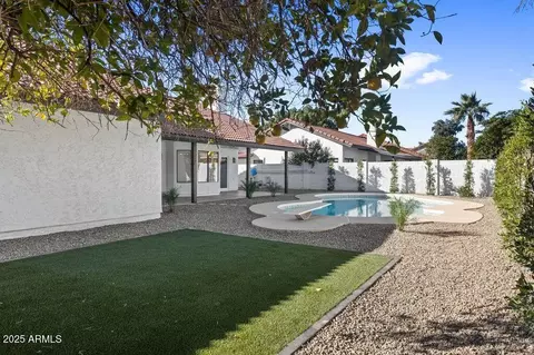 Exterior - 2654 E Kenwood St, Mesa, AZ 85213 photo 6 of 8