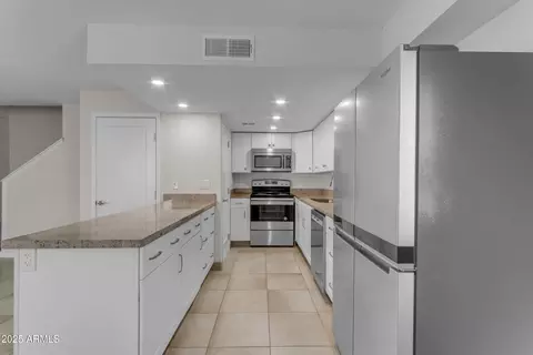 Kitchen - 4757 E Belleview St, Phoenix, AZ 85008 photo 1 of 4