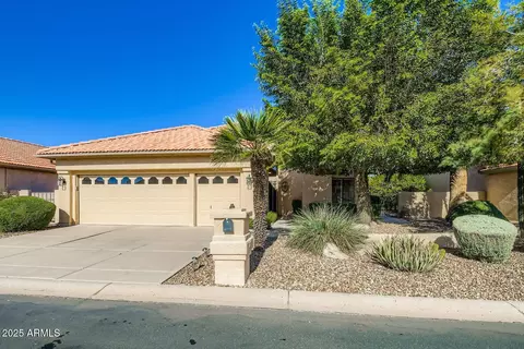 10536 E Hercules Dr, Sun Lakes, AZ 85248