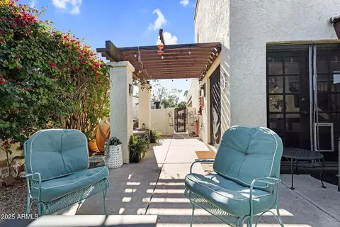 Exterior - 4801 Euclid Ave #3, Phoenix, AZ 85044 photo 3 of 4