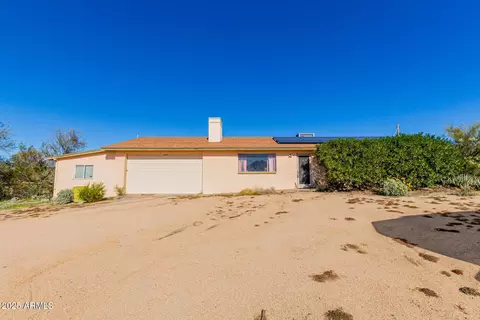 48825 N 25th Ave, New River, AZ 85087