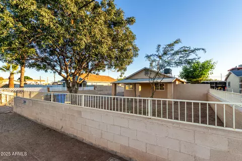 2515 E Adams St, Phoenix, AZ 85034 photo 2