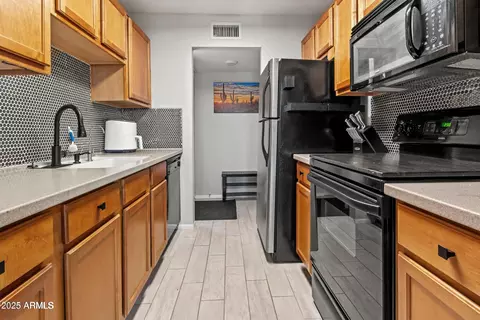 7550 N 12th St #139, Phoenix, AZ 85020