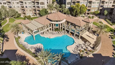 Exterior - 5350 E Deer Valley Dr #4267, Phoenix, AZ 85054 photo 2 of 9
