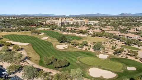 View/Area - 5350 E Deer Valley Dr #4267, Phoenix, AZ 85054 photo 2 of 2