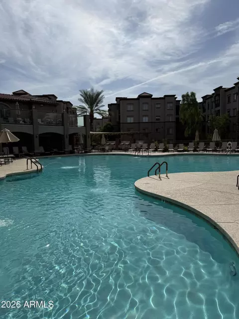 Exterior - 5350 E Deer Valley Dr #4267, Phoenix, AZ 85054 photo 8 of 9