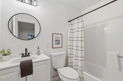 Bath - 4820 N 89th Ave #98, Phoenix, AZ 85037 photo 1 of 3