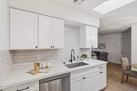 Kitchen - 4820 N 89th Ave #98, Phoenix, AZ 85037 photo 3 of 4