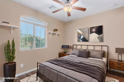 Bedroom - 2743 E Narrowleaf Dr, Gilbert, AZ 85298 photo 2 of 4