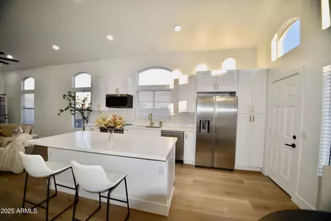Kitchen - 10053 E Capri Ave, Mesa, AZ 85208 photo 3 of 4