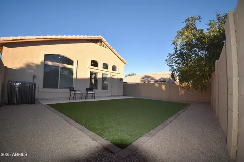 Exterior - 10053 E Capri Ave, Mesa, AZ 85208 photo 4 of 6