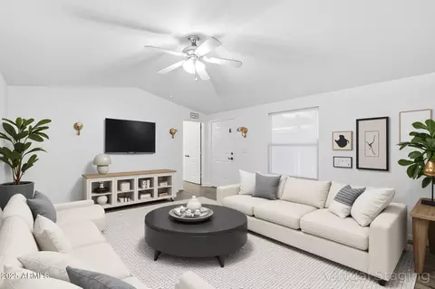 8427 W Glendale Ave #88, Glendale, AZ 85305