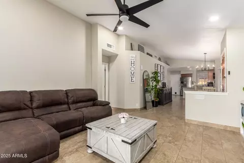 16018 N 3rd Dr, Phoenix, AZ 85023 photo 8