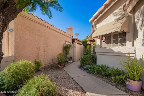 16018 N 3rd Dr, Phoenix, AZ 85023 photo 4