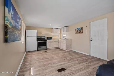 929 N Delaware Dr #21, Apache Junction, AZ 85120