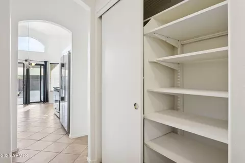 Entry Way - 3101 E Wagoner Rd, Phoenix, AZ 85032 photo 3 of 3