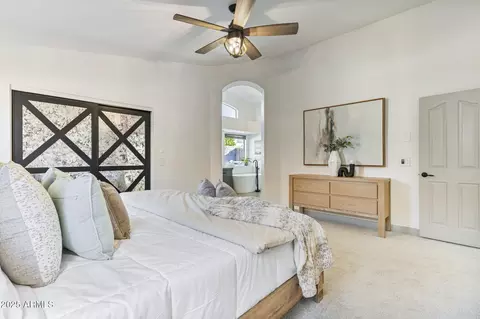 Bedroom - 4624 E Jaeger Rd, Phoenix, AZ 85050 photo 2 of 5