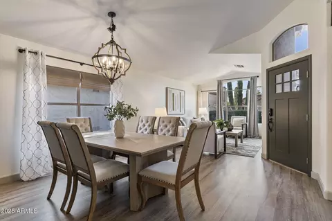 Dining - 4624 E Jaeger Rd, Phoenix, AZ 85050 photo 1 of 4