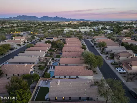 View/Area - 4624 E Jaeger Rd, Phoenix, AZ 85050 photo 4 of 6