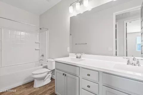 Bath - 3806 E Robert St, Gilbert, AZ 85295 photo 2 of 2