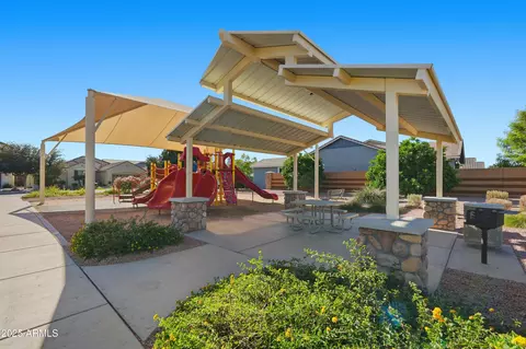 View/Area - 3343 E Russell St, Mesa, AZ 85213 photo 2 of 5