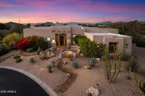 9516 E Monument Dr, Scottsdale, AZ 85262