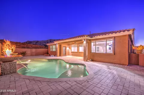 2416 W Hayduk Rd, Phoenix, AZ 85041