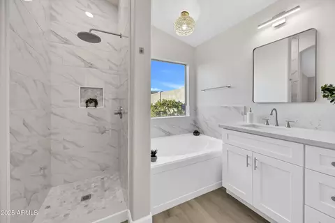 Bath - 1228 W Diamond Ave, Apache Junction, AZ 85120 photo 2 of 3
