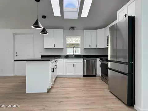 2233 E Behrend Dr #29, Phoenix, AZ 85024 photo 6