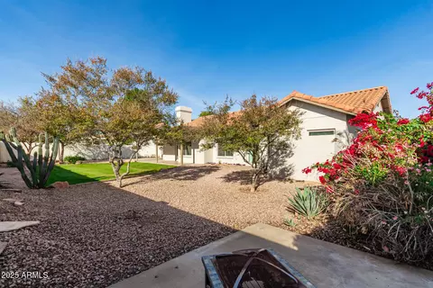Exterior - 1007 E Secretariat Dr, Tempe, AZ 85284 photo 5 of 7
