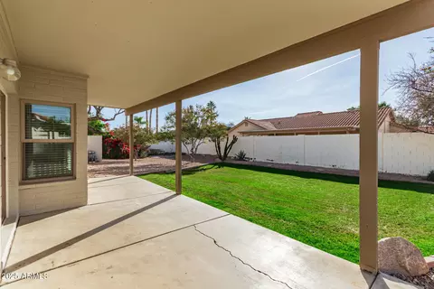 Exterior - 1007 E Secretariat Dr, Tempe, AZ 85284 photo 3 of 7