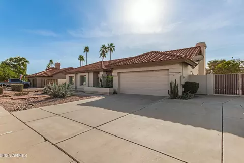 Exterior - 1007 E Secretariat Dr, Tempe, AZ 85284 photo 2 of 7