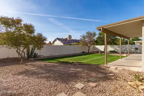 Exterior - 1007 E Secretariat Dr, Tempe, AZ 85284 photo 6 of 7