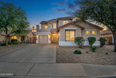 16529 W Saguaro Ln, Surprise, AZ 85388