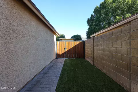Exterior - 3755 E Broadway Rd #96, Mesa, AZ 85206 photo 6 of 6
